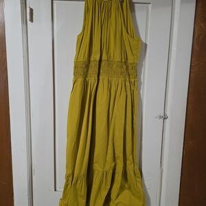 Green Sleeveless Maxi Dress With Pockets Size Xl Smoke Free And Pet Free Home